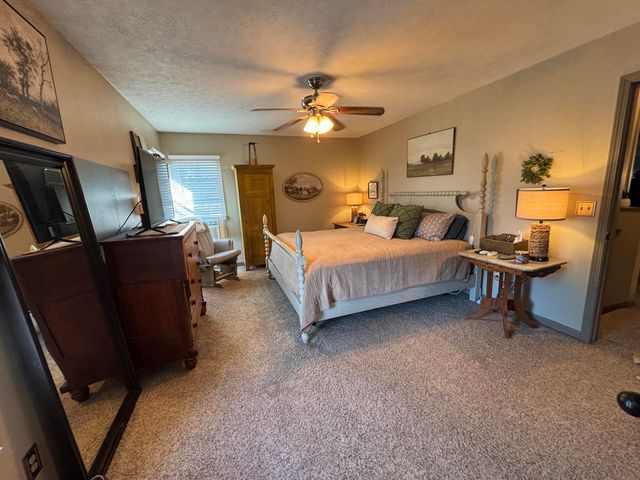 2805 Old Oak Lane 2805 Old Oak Lane, Springfield, OH 45503