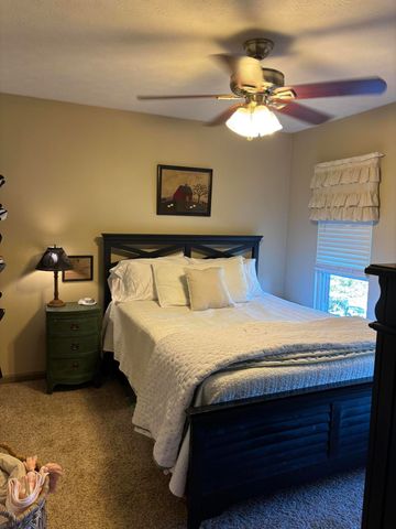 2805 Old Oak Lane 2805 Old Oak Lane, Springfield, OH 45503