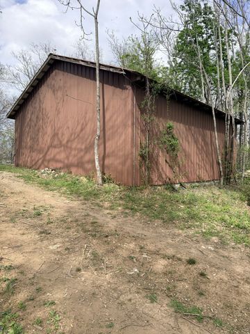 935 Sugar Tree Knob Rd, Liberty, TN 37095