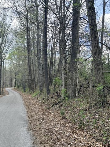 935 Sugar Tree Knob Rd, Liberty, TN 37095