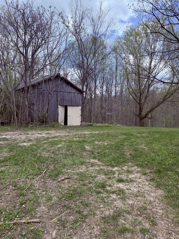 935 Sugar Tree Knob Rd, Liberty, TN 37095