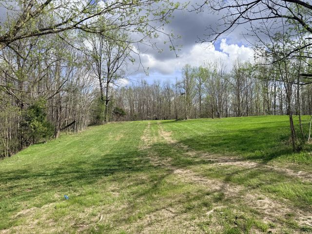 935 Sugar Tree Knob Rd, Liberty, TN 37095