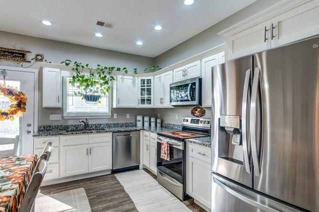 134 Commerce Drive, Berea, KY 40403