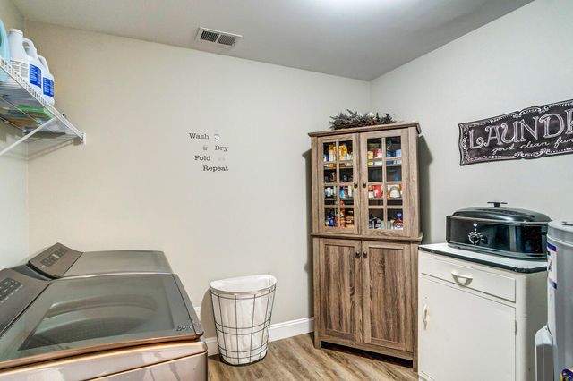 134 Commerce Drive, Berea, KY 40403