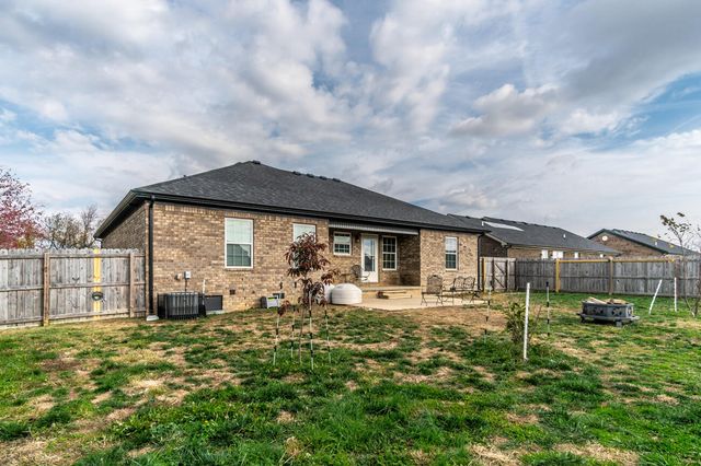 134 Commerce Drive, Berea, KY 40403