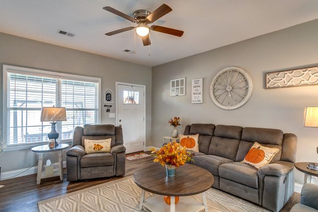 134 Commerce Drive, Berea, KY 40403