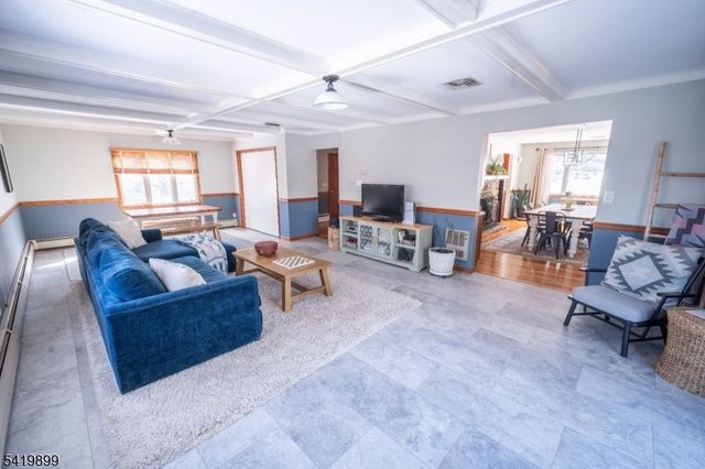 160 Degray St, North Haledon Boro, NJ 07508