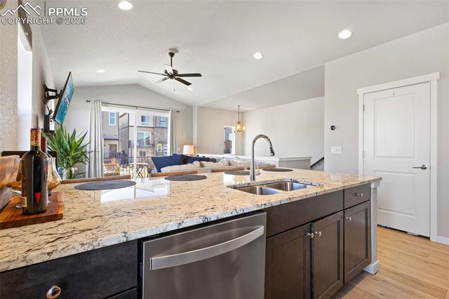 6024 Sonterra Lane, Colorado Springs, CO 80923