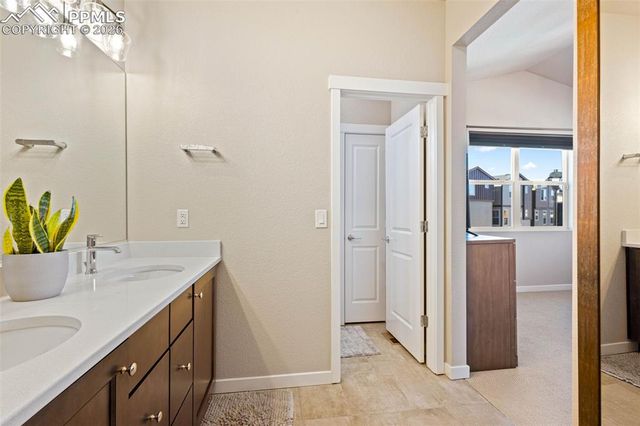 6024 Sonterra Lane, Colorado Springs, CO 80923