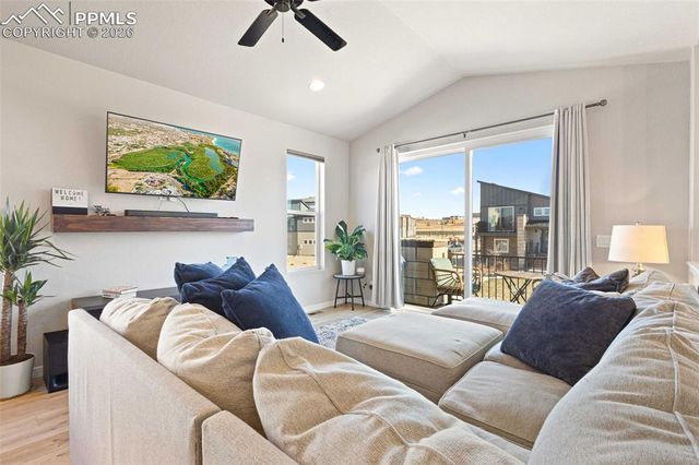 6024 Sonterra Lane, Colorado Springs, CO 80923