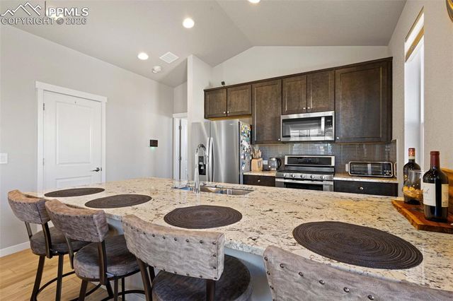 6024 Sonterra Lane, Colorado Springs, CO 80923