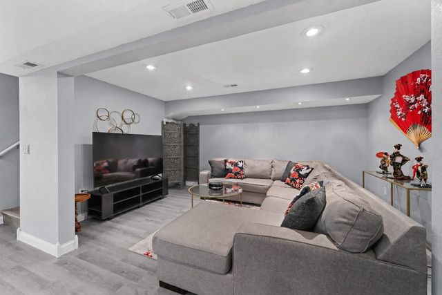 13715 W Autumn Ridge St, Wichita, KS 67235