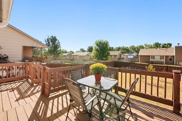13715 W Autumn Ridge St, Wichita, KS 67235