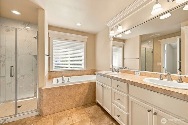 1131 236th Place NE, Sammamish, WA 98074