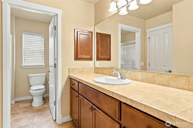 1131 236th Place NE, Sammamish, WA 98074