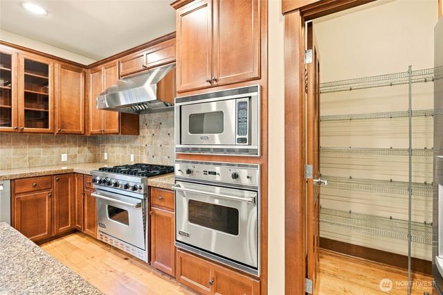 1131 236th Place NE, Sammamish, WA 98074