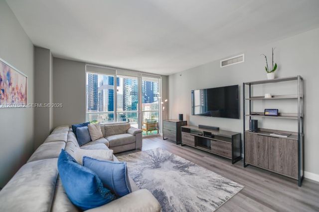 55 SE 6th Street 2110, Miami, FL 33131