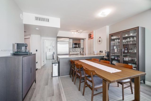 55 SE 6th Street 2110, Miami, FL 33131