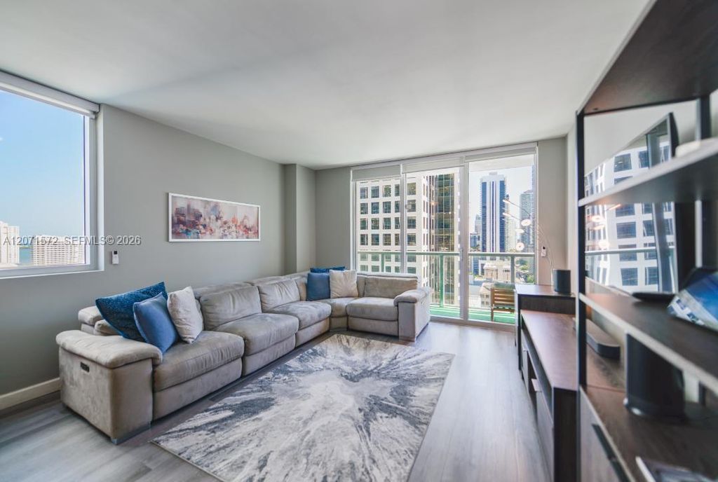 55 SE 6th Street 2110, Miami, FL 33131
