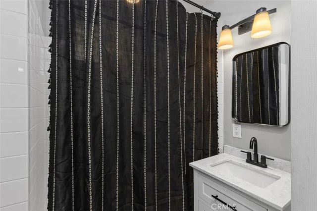 123 E Wilson, Orange, CA 92867