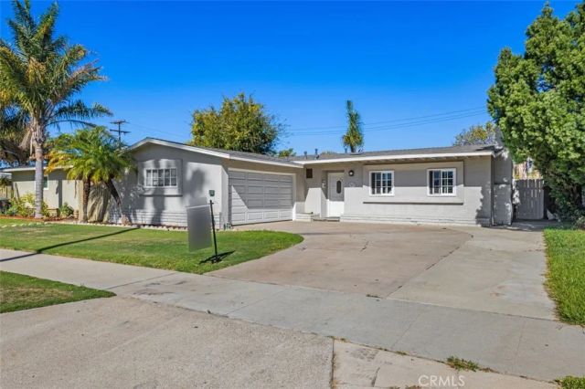 123 E Wilson, Orange, CA 92867