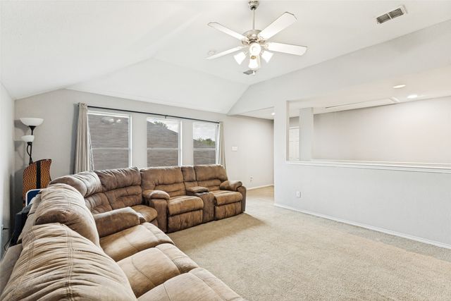 5712 Mountain Stream Trail, Fort Worth, TX 76244