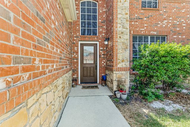 5712 Mountain Stream Trail, Fort Worth, TX 76244