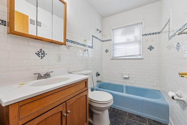 10611 W Silver Spring DRIVE, Milwaukee, WI 53225
