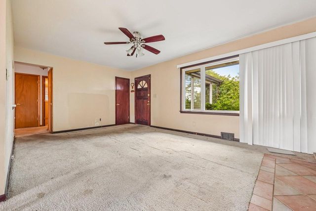 10611 W Silver Spring DRIVE, Milwaukee, WI 53225