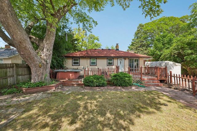 10611 W Silver Spring DRIVE, Milwaukee, WI 53225