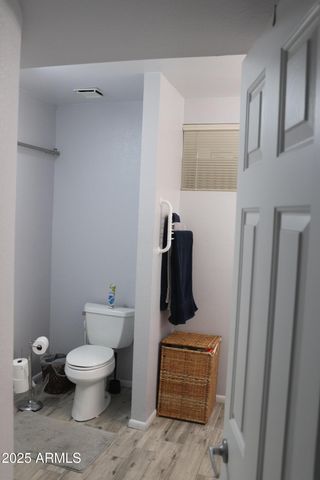 2250 E STATE Avenue, Phoenix, AZ 85020