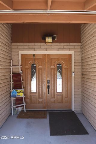 2250 E STATE Avenue, Phoenix, AZ 85020