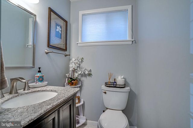 8404 WAGON WHEEL RD, Alexandria, VA 22309