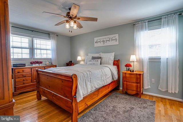 8404 WAGON WHEEL RD, Alexandria, VA 22309