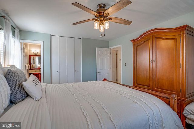 8404 WAGON WHEEL RD, Alexandria, VA 22309