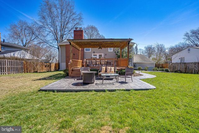 8404 WAGON WHEEL RD, Alexandria, VA 22309