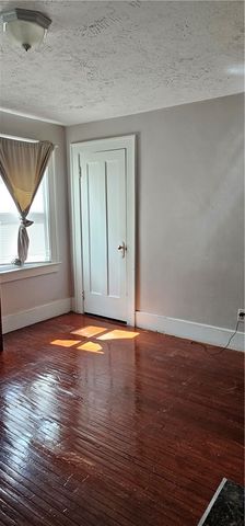 144 Dickinson St, Rochester, NY 14621