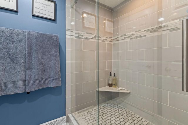 S78W20260 Monterey DRIVE, Muskego, WI 53150