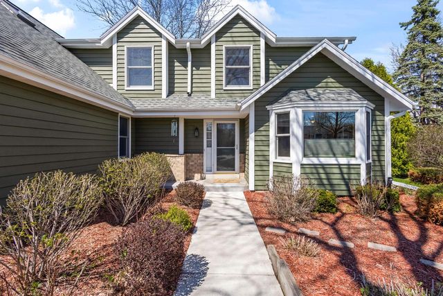 S78W20260 Monterey DRIVE, Muskego, WI 53150