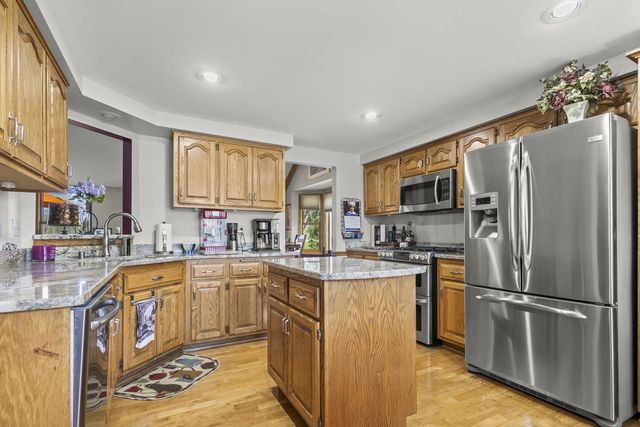 S78W20260 Monterey DRIVE, Muskego, WI 53150