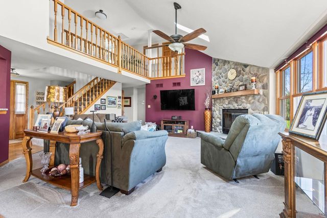 S78W20260 Monterey DRIVE, Muskego, WI 53150