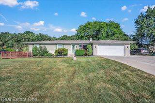 3753 Country View Drive, Oxford, MI 48371