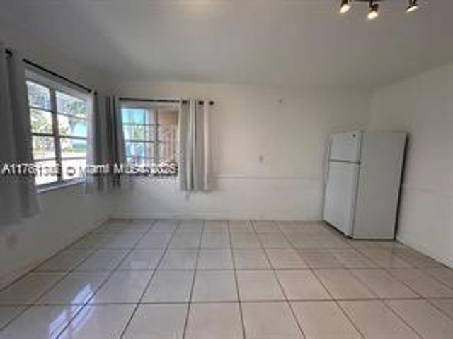 7909 East Dr 101, North Bay Village, FL 33141