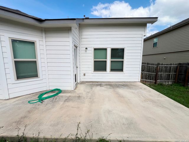 156 Hunters Brook, San Antonio, TX 78253