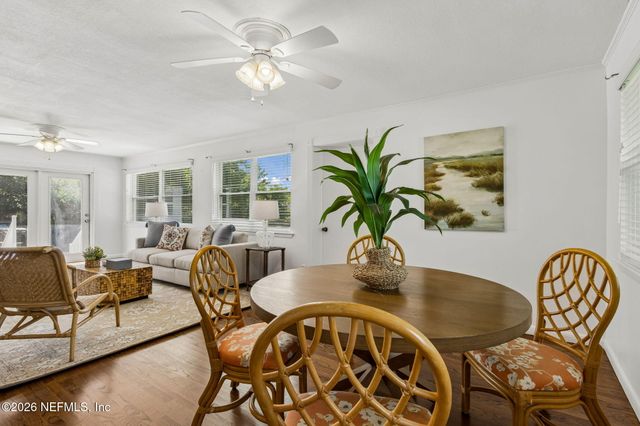 915 OLD GROVE Manor, Jacksonville, FL 32207