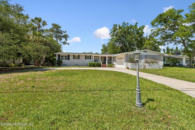 915 OLD GROVE Manor, Jacksonville, FL 32207