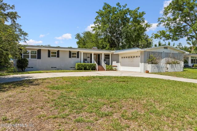 915 OLD GROVE Manor, Jacksonville, FL 32207