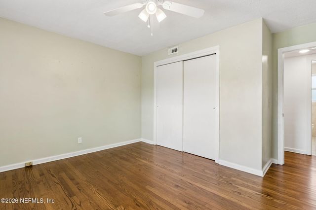 915 OLD GROVE Manor, Jacksonville, FL 32207