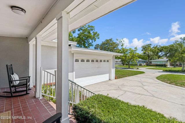 915 OLD GROVE Manor, Jacksonville, FL 32207