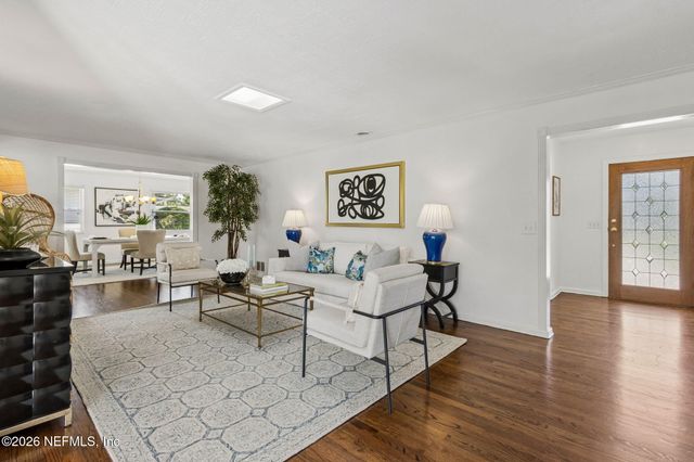 915 OLD GROVE Manor, Jacksonville, FL 32207